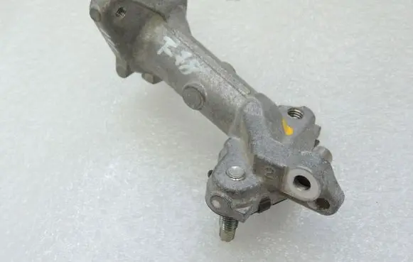 Toyota Yaris XP210 EGR valve line/pipe/hose 2562415010