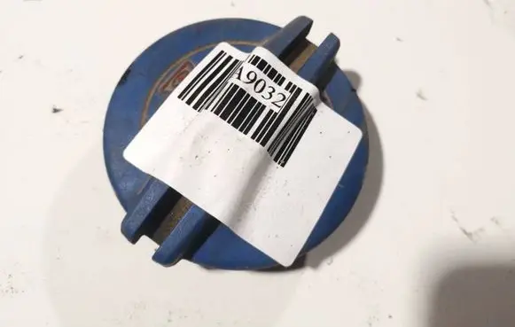 Volkswagen PASSAT B4 Coolant expansion tank/reservoir cap 