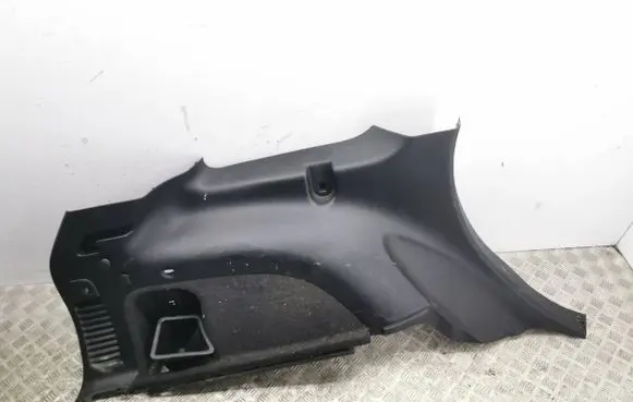 Jeep Grand Cherokee Trunk/boot lower side trim panel 