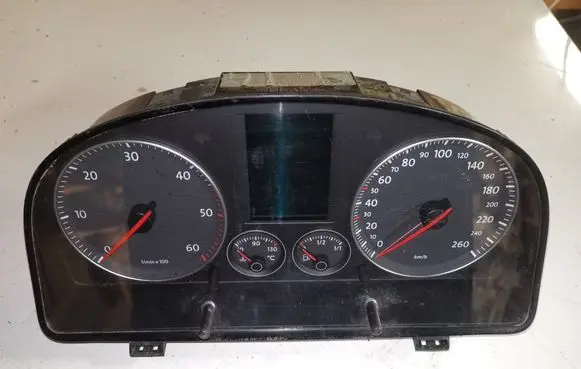 Volkswagen Touran I Speedometer (instrument cluster) 1T0920872A
