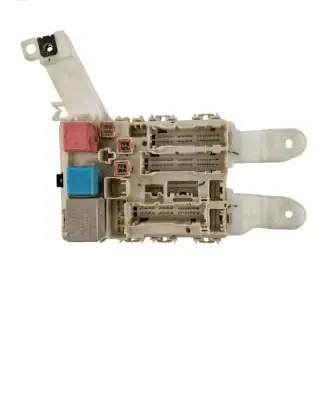 Toyota Auris 150 Fuse module