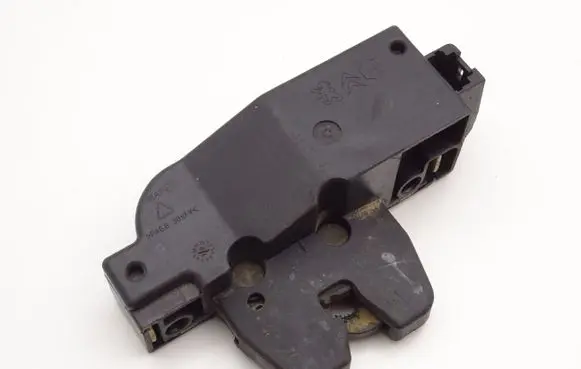 Peugeot 307 Tailgate/trunk/boot lock/catch/latch 9646091580