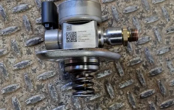 Volkswagen Tiguan Allspace Fuel injection high pressure pump 06G127028H