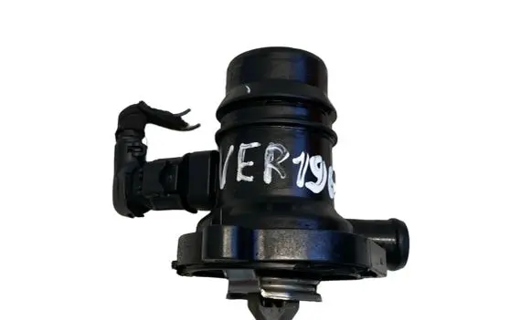 Thermostat/thermostat housing