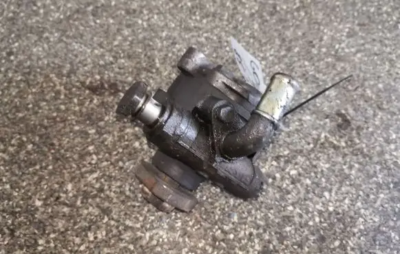 Volkswagen Golf IV Power steering pump