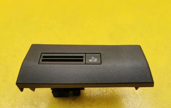 Citroen DS4 Other trunk/boot trim element 9880691480