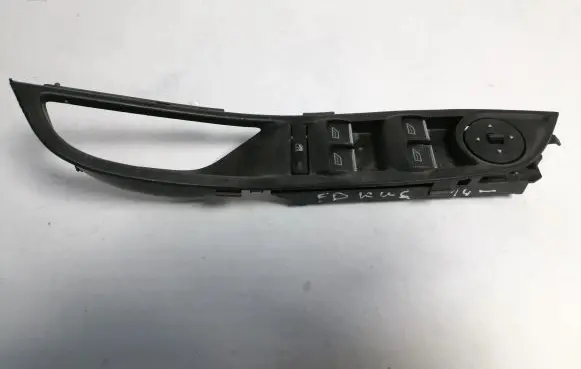 Ford Focus Electric window control switch 14A132AA