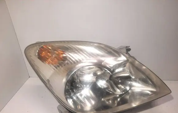 Toyota Corolla Verso AR10 Headlight/headlamp