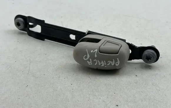 Chrysler Pacifica Seat belt adjustment rail 5LA64PD2AB 34199229BALY 042171R