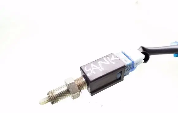 Clutch pedal sensor