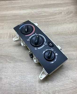 Renault Megane I Climate control unit 663391J B64P101542J