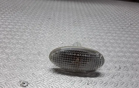 Mazda 6 Front fender indicator light