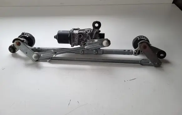 Nissan Qashqai Wiper motor