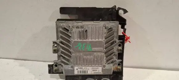 Renault Megane II Engine control unit/module S122326109A 8200592611 8200565863
