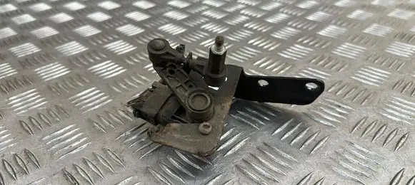 Nissan Qashqai Air suspension front height level sensor AW933C279AD
