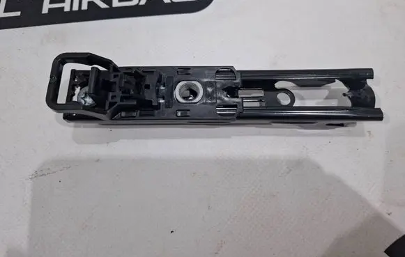 Mercedes-Benz C W206 Seat belt height adjuster A0008603400