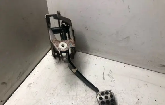 Honda Civic Brake pedal