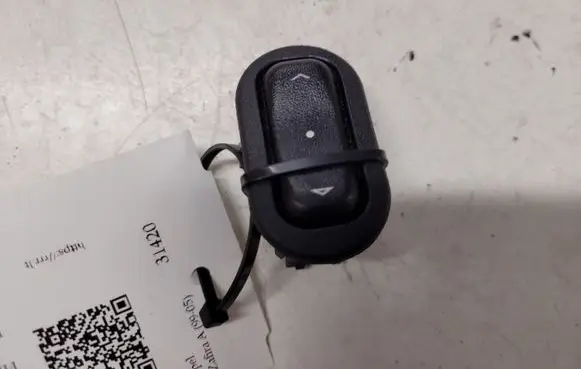 Opel Zafira A Electric window control switch 13363100 90561388