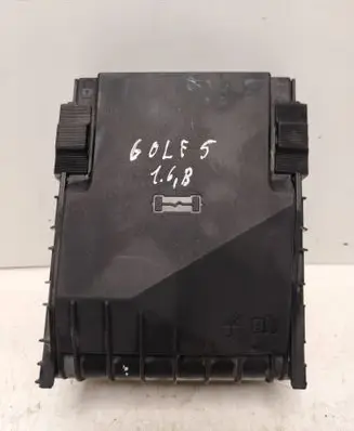 Volkswagen Golf V Fuse box cover 014189871 017180061