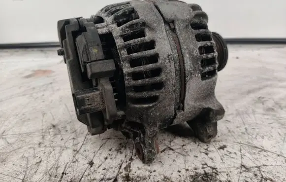 Audi A4 S4 B8 8K Generator/alternator 03G903016E 0124525114