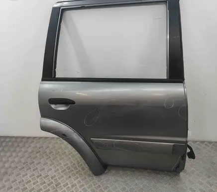 Nissan Patrol Y61 Rear door H2100VB000