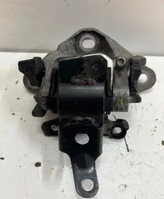 Mazda 3 III Gearbox mounting bracket BDEL39070A