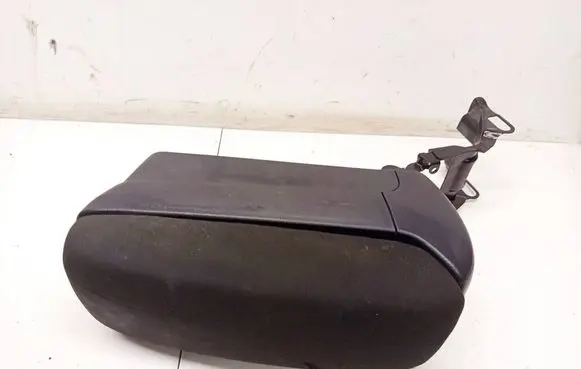 Toyota Avensis T250 Armrest 