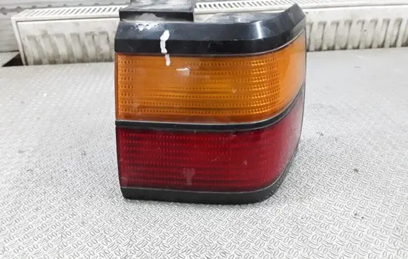 Volkswagen PASSAT B3 Rear/tail lights 357945112
