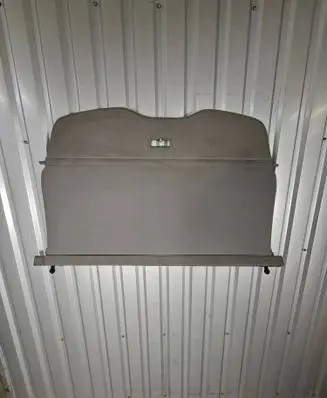 Volkswagen Touareg I Parcel shelf load cover 
