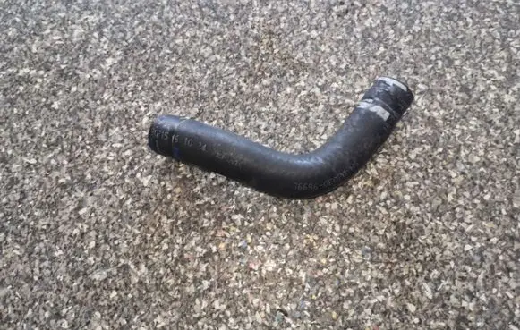 Hyundai Kona I Engine coolant pipe/hose