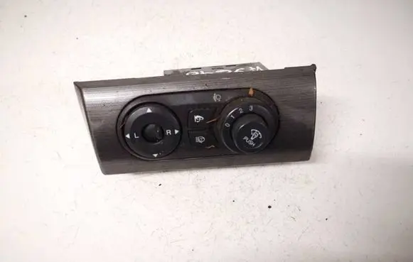 Chevrolet Captiva Light switch
