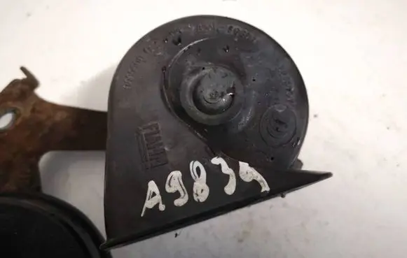Alfa Romeo 159 Horn signal e30055306