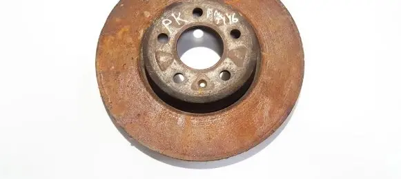 Audi A5 8T 8F Front brake disc ventiliuojamas