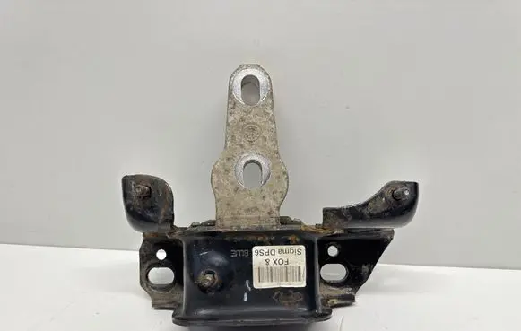 Ford Fiesta Engine mount bracket
