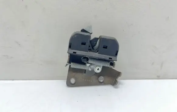 BMW 2 F22 F23 Seat back rest lock catch 7112864