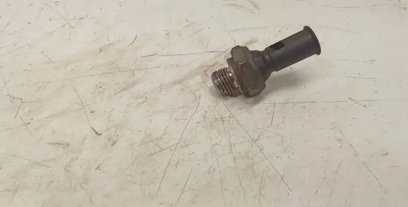 Volvo S60 Oil pressure sensor 3545696