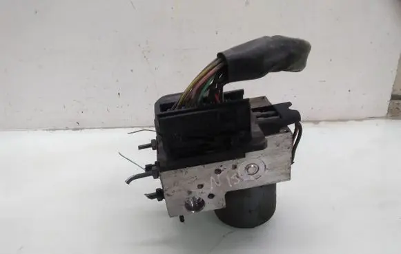 Nissan Primera ABS Pump 0265202524