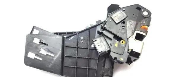 Ford Fiesta Rear door lock 8A6AA26412AJ4PIN