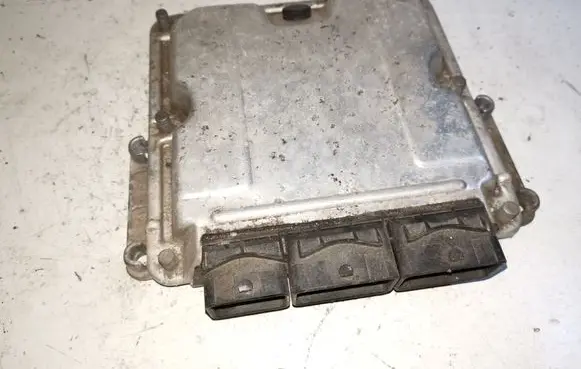 Renault Espace III Engine control unit/module 8200309318 0281011325 8200309329