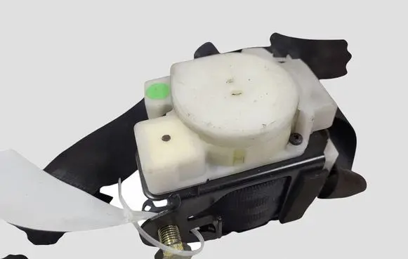 Audi A4 S4 B6 8E 8H Rear seatbelt 8E5857805G