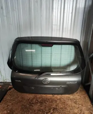 Toyota Corolla E120 E130 Tailgate/trunk/boot lid