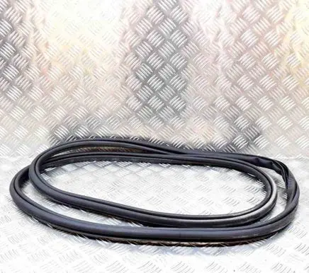Volvo XC40 Rubber seal rear door 32237340