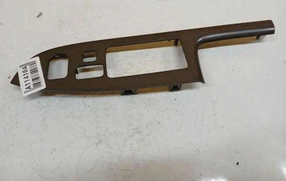 Honda Accord Front door window switch trim 83591SEA