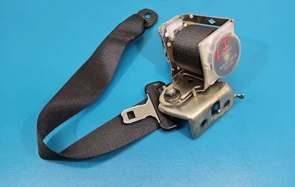 Toyota Auris 150 Rear seatbelt 7P1630 IMPRK1587502