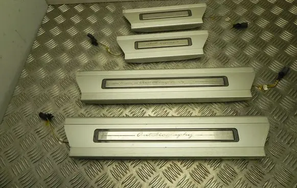 Land Rover Range Rover L405 Other sill/pillar trim element CPLA13245DC T9715KOMPLEKTAS