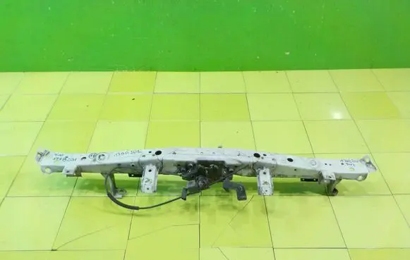 Nissan Juke I F15 Radiator support slam panel 17AB201