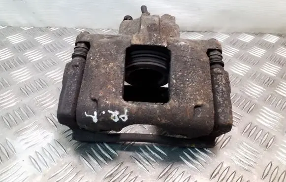 Chrysler Grand Voyager V Front brake caliper