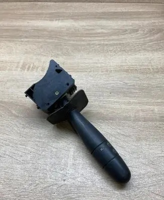 Renault Kangoo I Wiper control stalk 8200090339