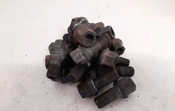 Ford Galaxy Nuts/bolts 