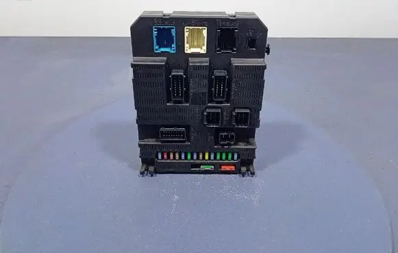 Mercedes-Benz E C207 W207 Fuse box set 9659285380